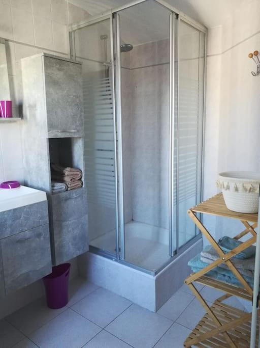 Appartement duplex 40m2 proche place François 1er Cognac Exterior foto